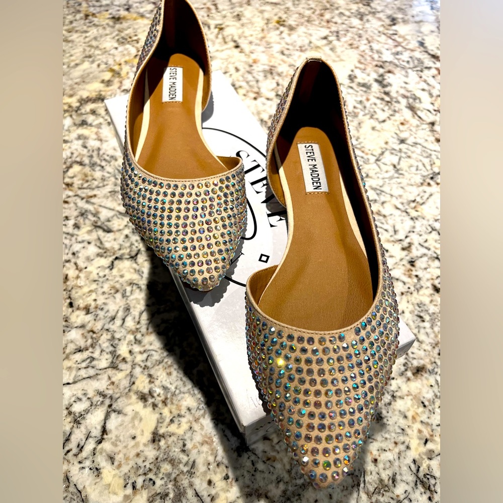 Steve Madden Rhinestone flats - Brand New, never worn. Size 8.